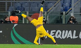 Olivier Ntcham celebrando el 1-2 en Roma. |  Cordon Press