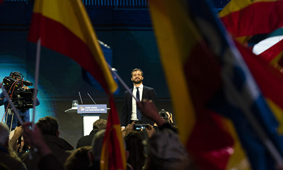 Casado. |  David Mudarra