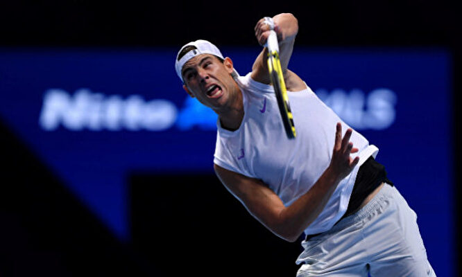 Nadal no se encontró cómodo ante Zverev |  EFE