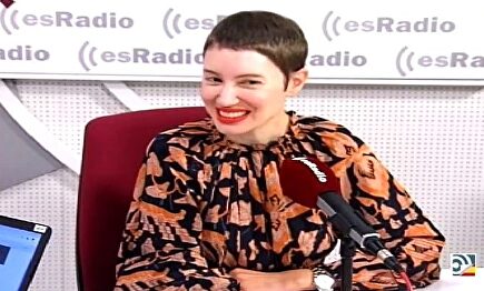 Tertulia Telva: Vuelve la moda del calcetín blanco	