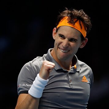 Dominic Thiem celebra la victoria. |  EFE