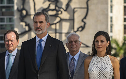 Reyes a Cuba visitan Cuba y pasean por La Habana