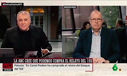 Ferreras se supera manipulando: atribuye a Abascal un ataque de Sánchez a Iglesias