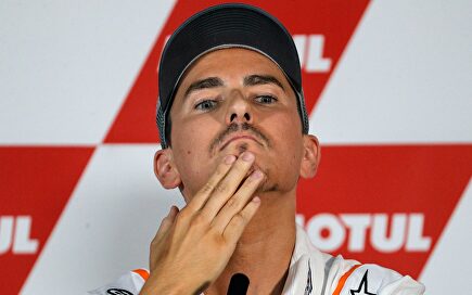 Jorge Lorenzo colgó el casco | EFE