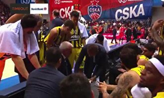El tremendo enfado de Obradovic con sus jugadores: "¡Que os den a todos!"