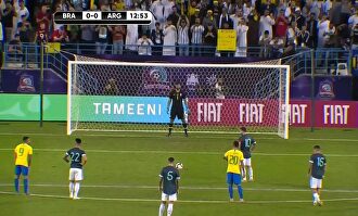 Messi decide un clásico descafeinado en el debut de Rodrygo con Brasil