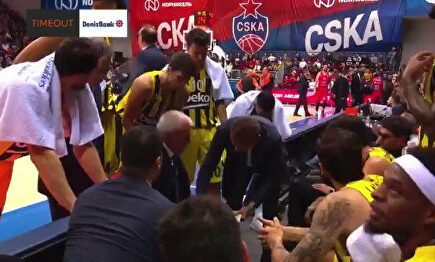 El tremendo enfado de Obradovic con sus jugadores: "¡Que os den a todos!"