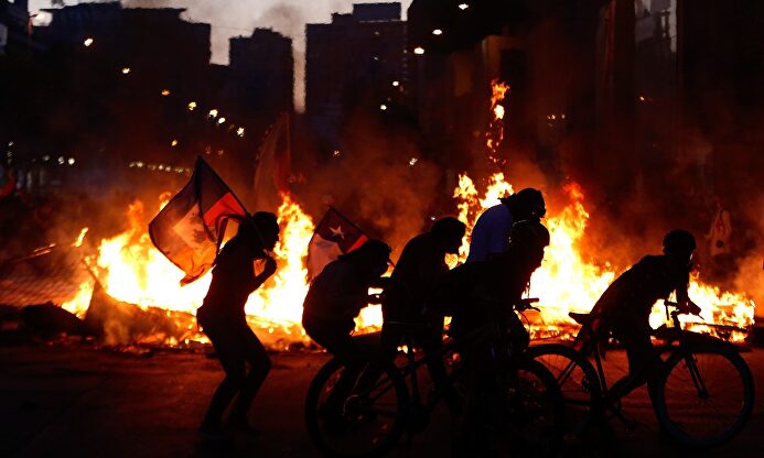 Se cumplen casi cuatro semanas de protestas en Chile. |  EFE