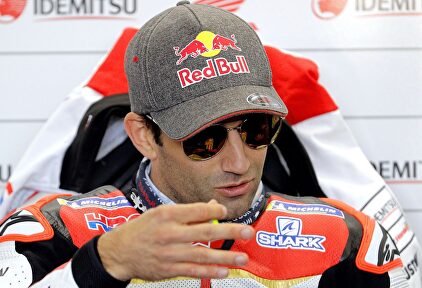 Zarco recibió una dura crítica por parte de Rossi por su accidente con Morbidelli | EFE