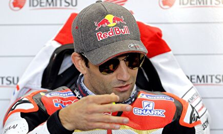 Zarco recibió una dura crítica por parte de Rossi por su accidente con Morbidelli | EFE