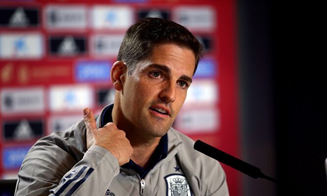 Robert Moreno: "Me pongo un 10 como seleccionador"