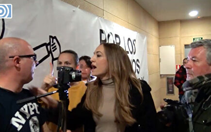 Escrache de Podemos a Vox en Alcobendas por la custodia compartida