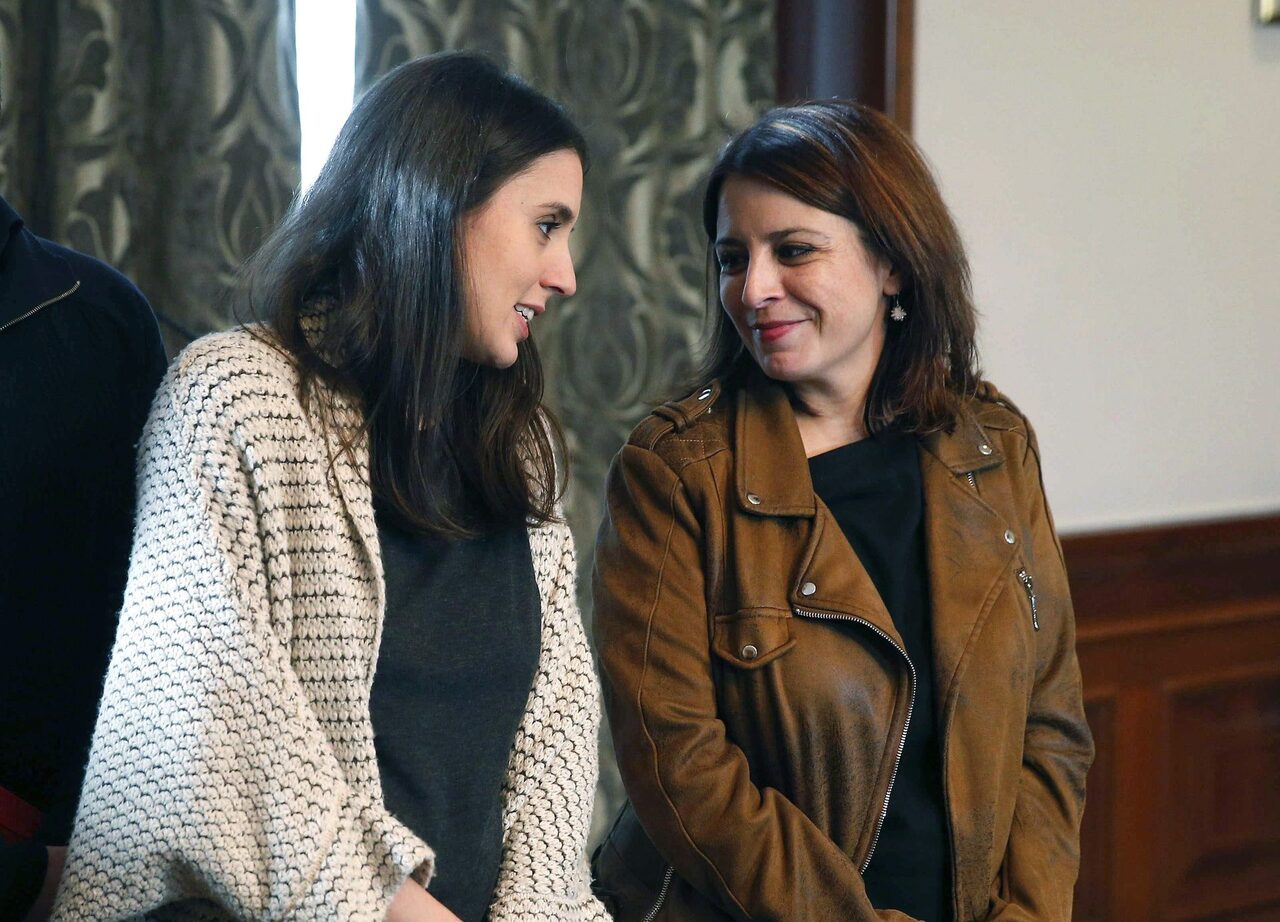Irene Montero y Adriana Lastra. |  EFE