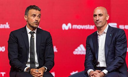 Luis Enrique, junto a Rubiales durante su presentación como seleccionador español. |  Archivo