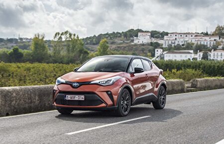 Toyota C-HR: se actualiza con el nuevo año
