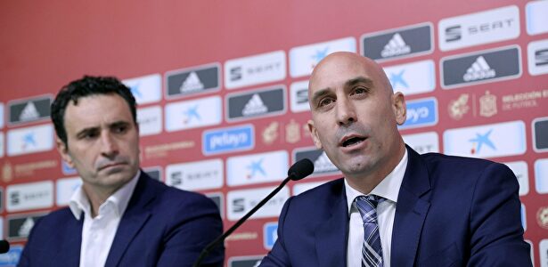 La Federación toma un camino diferente al de La Liga |  EFE