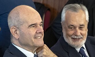 Chaves y Griñán, en el juicio de los ERE |  Europa Press