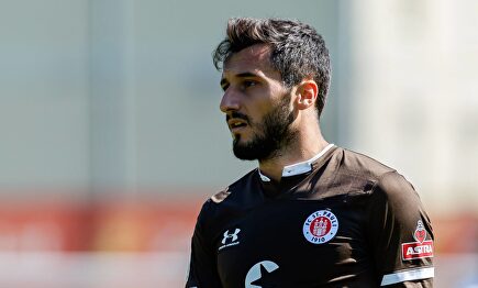 Cenk Sahin, despedido por el St. Pauli. |  Cordon Press