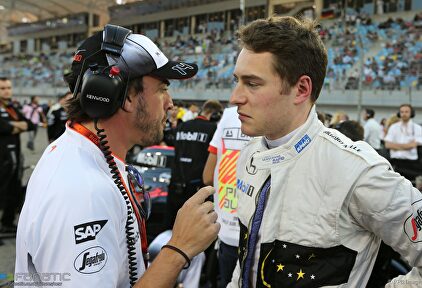 Alonso junto a su ex compañero