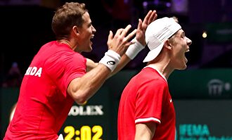 Shapovalov y Pospisil pasan a la final. |  EFE