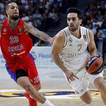 Facu Campazzo, en un partido ante el CSKA de Moscú. | EFE/Archivo