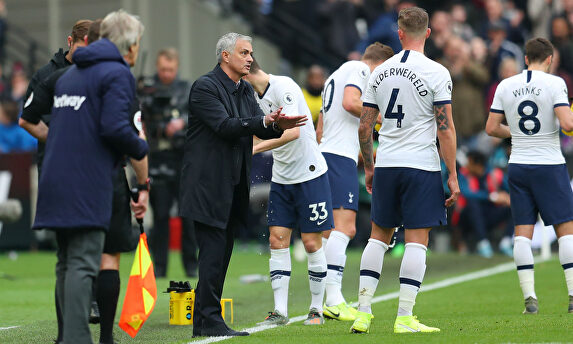 Enorme debut de Mourinho: el Tottenham gana al West Ham a domicilio (2-3)