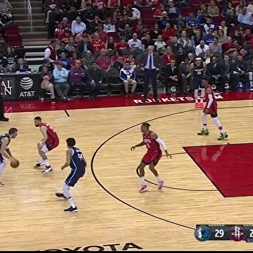 La delicatessen de Doncic ante los Rockets de Harden