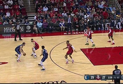 La delicatessen de Doncic ante los Rockets de Harden