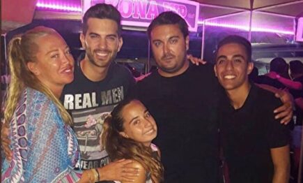 Ismael (derecha) ya ha denunciado a la Policía