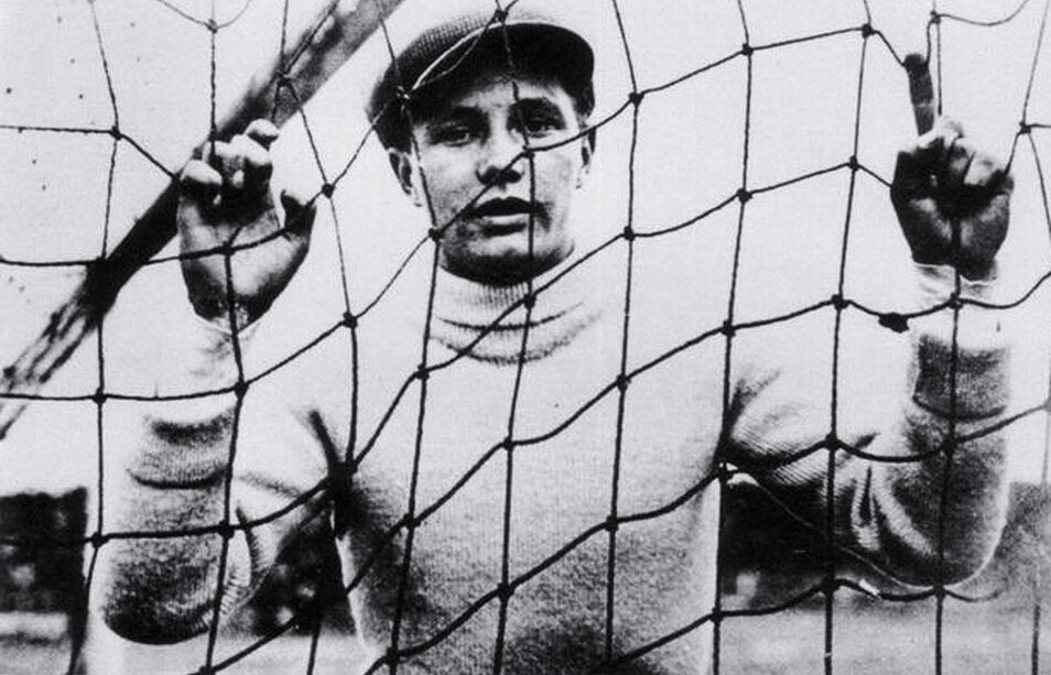 Layes Rhoose Leigh Roose, el portero que cambió el fútbol para siempre … | Nuestras ...