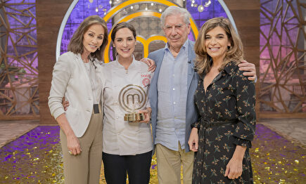 Isabel Preysler, Tamara Falcó, Mario Vargas Llosa y Sandra Falcó |  rtve