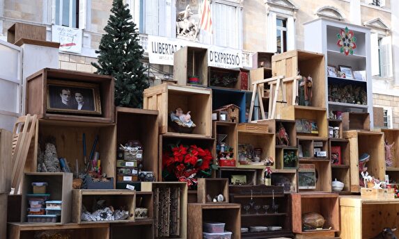 El belén 2019 de Ada Colau |  Libertad Digital