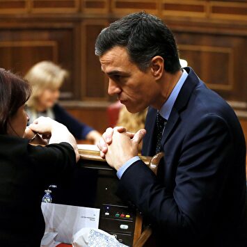 Adriana Lastra y Pedro Sánchez |  EFE