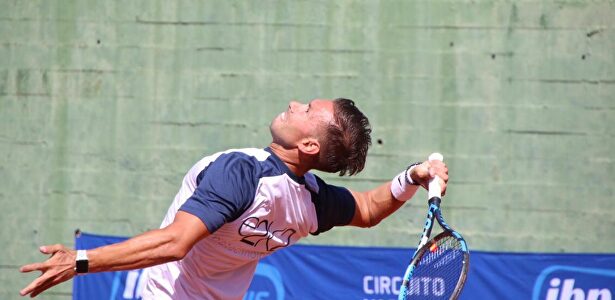 Víctor Molina, tenista profesional. |  Archivo