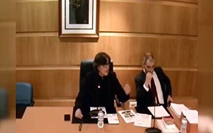 La alcaldesa del municipio gallego de Porriño fuera de sí: "¡Tú, cabrón!"