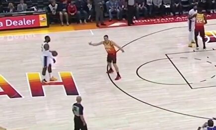 Otro error arbitral en la NBA: los pasos clamorosos de LeBron James que indignan a Utah