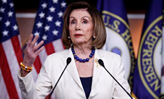 Nancy Pelosi, durante su anuncio. |  EFE