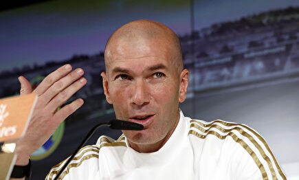 Zinedine Zidane, en la rueda de prensa previa al Real Madrid-Espanyol. |  EFE