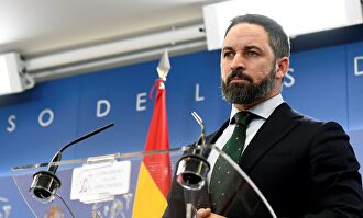 Santiago Abascal hoy en una rueda de prensa desde el Congreso |  EFE
