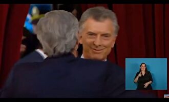 El saludo de Mauricio Macri a Cristina Fernández de Kirchner