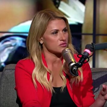 Jane Slater, periodista que cubre la NFL. |  Instagram