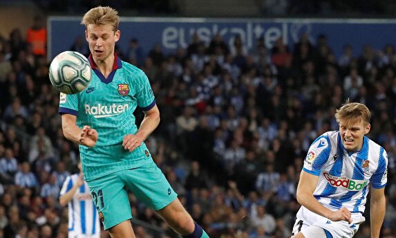 Odegaard dio una exhibición ante el Barça |  EFE