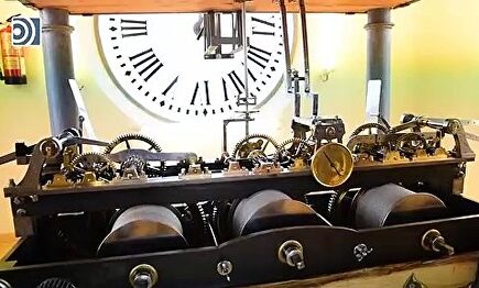 Así suena por dentro el reloj de la Puerta del Sol en Madrid