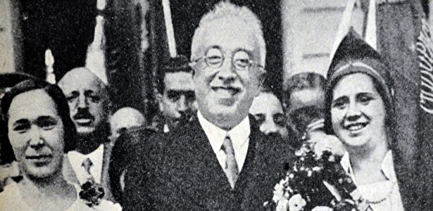 Alcalá-Zamora festejando la proclamación de la República | Cordon Press