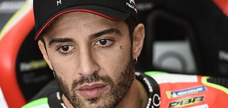 El piloto italiano vuelve a estar en la picota |  EFE