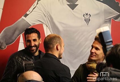 Zozulia no estuvo solo en la rueda de prensa |  EFE