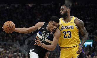LeBron James y Giannis Antetokounmpo, dos de las mayores estrellas de la NBA. | Archivo
