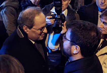 Quim Torra junto al vicepresidente catalán, Pere Aragonès en Barcelona |  EFE