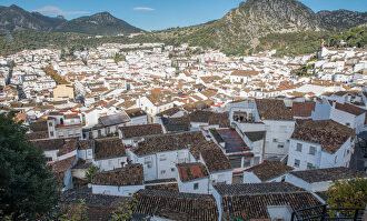 Ubrique, en plena sierra de Cádiz, tiene una ubicación realmente bonita. | C.Jordá