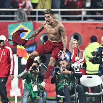 Roberto Firmino celebra su gol en la final ante el Flamengo. |  EFE